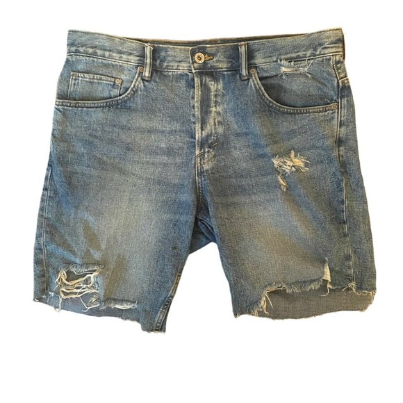 Other - Blue Sky Jeans shorts. Modern fit. Versatile for summer. Order now!